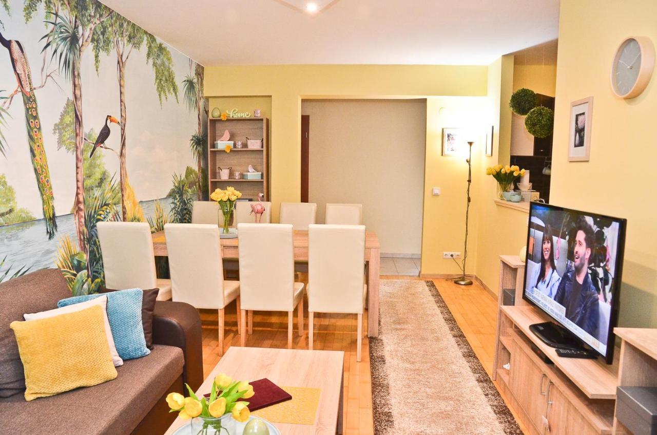 Happy Apartman Hajdúszoboszló Екстериор снимка